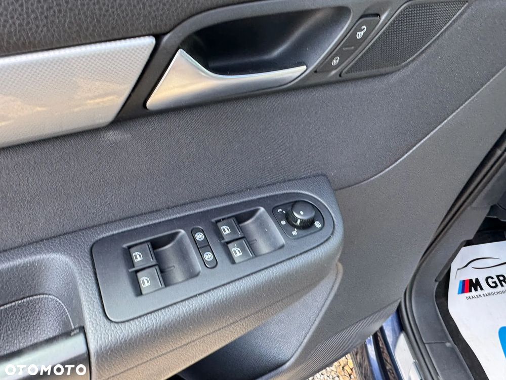 Volkswagen Sharan - 26