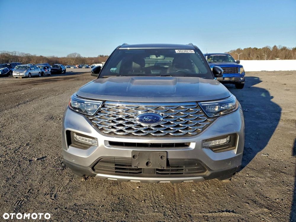 Ford Explorer - 7