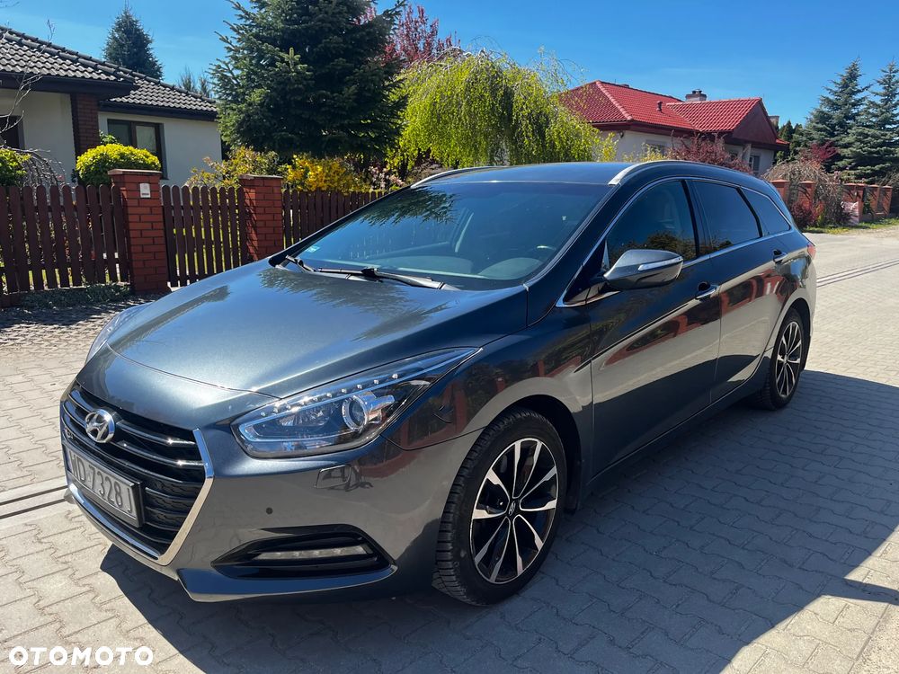 Hyundai i40 1.7 CRDi Premium DCT - 1