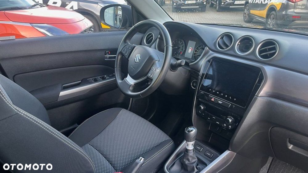 Suzuki Vitara - 10