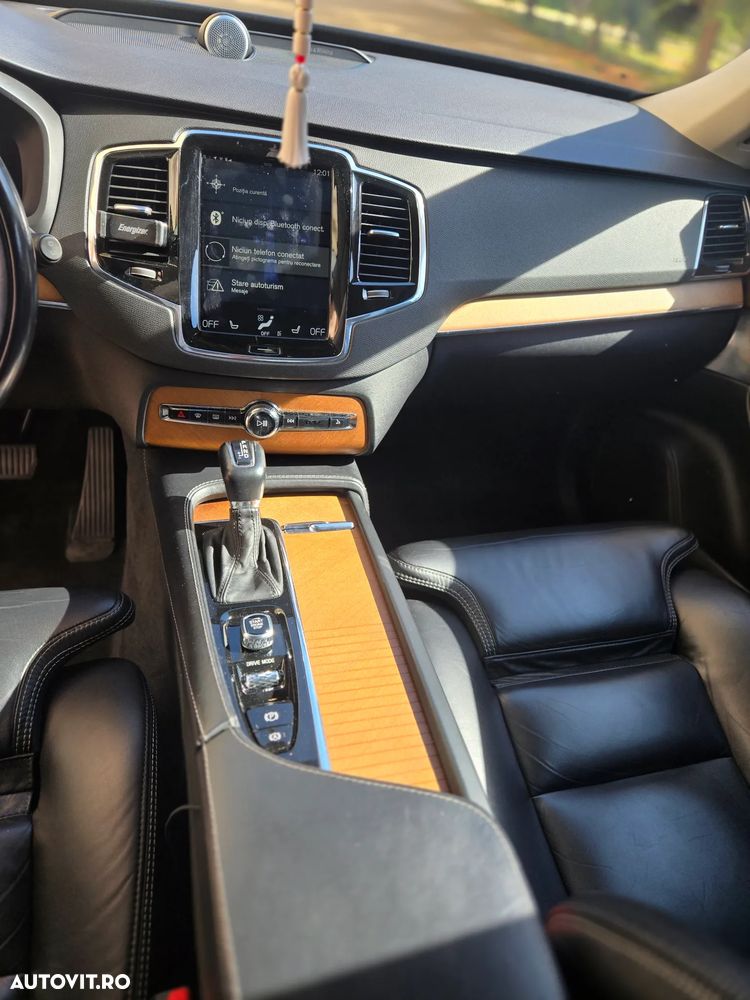 VOLVO XC90 2018 — imagine 13