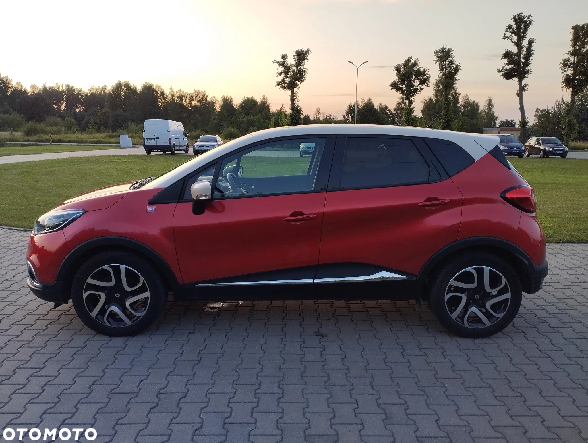 Renault Captur 1.2 TCe Helly Hansen EDC - 9