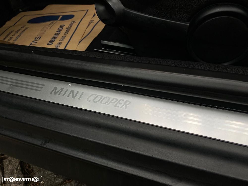 MINI 3 Portas Cooper D - 34