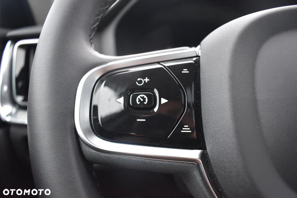 Volvo S60 B5 B AWD Ultimate Dark - 25