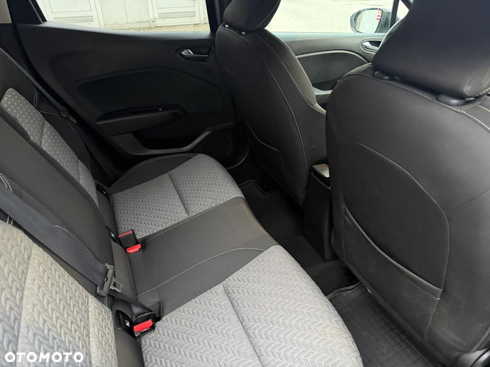 Renault Clio - 11