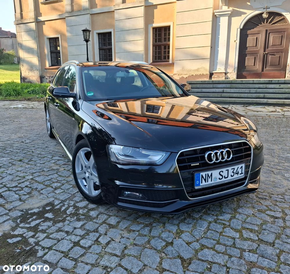Audi A4 Avant 2.0 TDI DPF quattro S tronic S line Sportpaket - 2