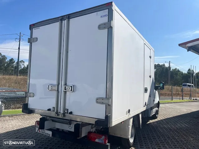 Mercedes-Benz SPRINTER 516 cdi COM FRIO - 5