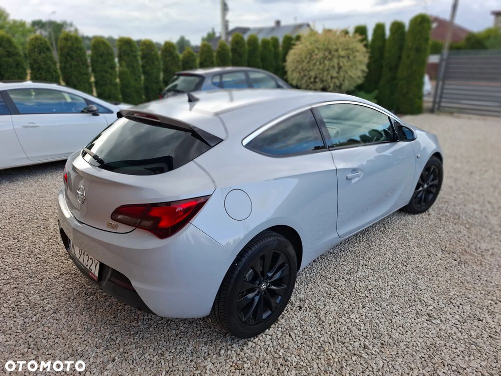 Opel Astra 1.4 Turbo - 17