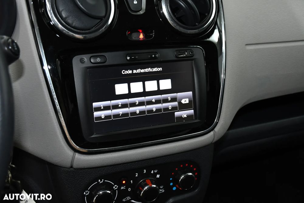 Dacia Lodgy dCi 110 Prestige - 17
