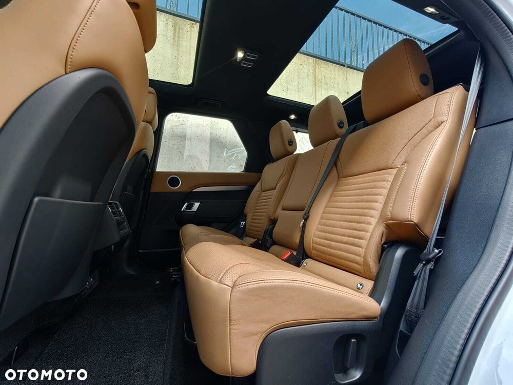 Land Rover Discovery 3.0 D250 mHEV R-Dynamic SE - 22