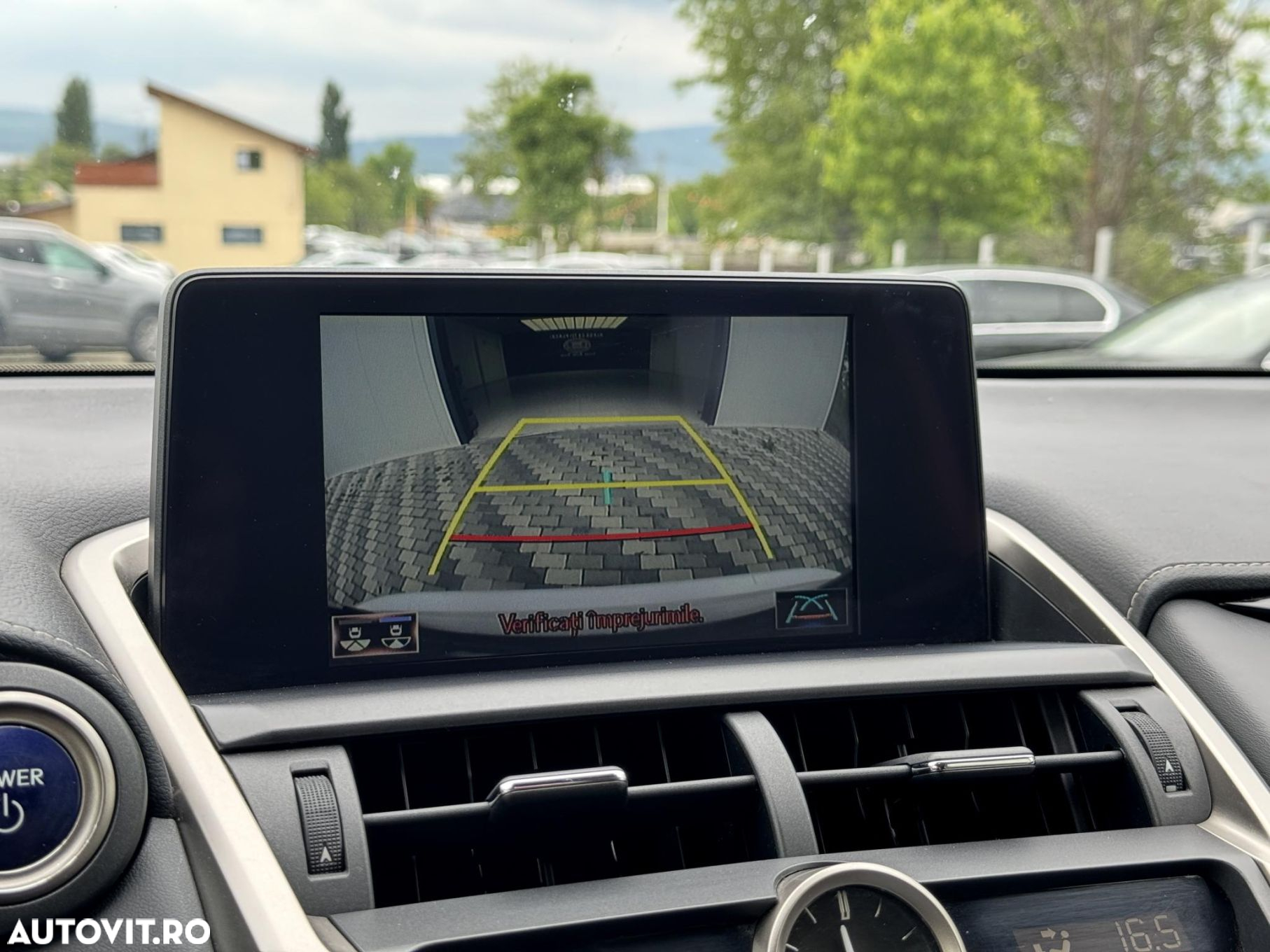 Lexus Seria NX - 11