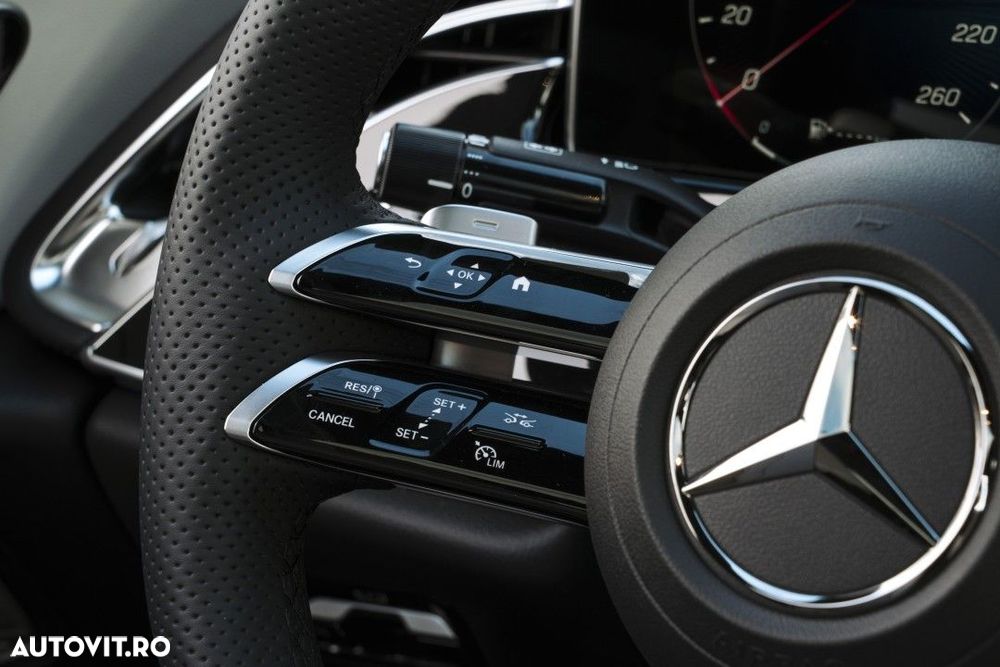 Mercedes-Benz E - 22