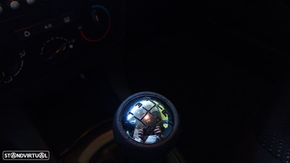 Citroën C4 1.6 HDi SX Airdream - 12