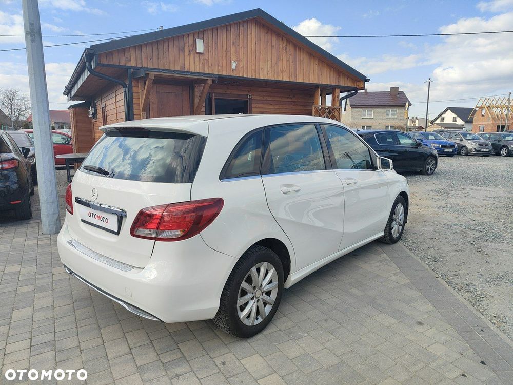 Mercedes-Benz Klasa B 180 d 7G-DCT Edition - 4