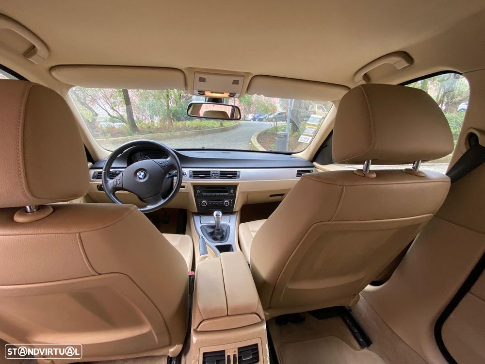 BMW 320 d - 16