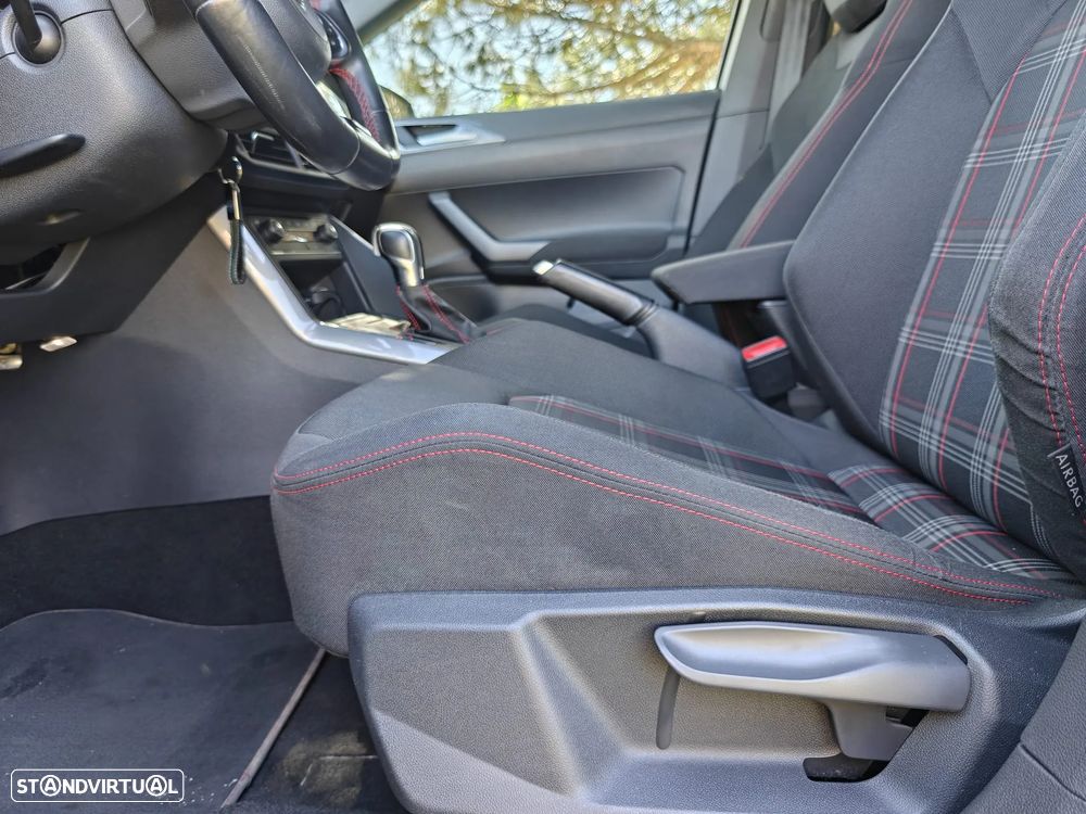 VW Polo 2.0 TSI GTI DSG - 25