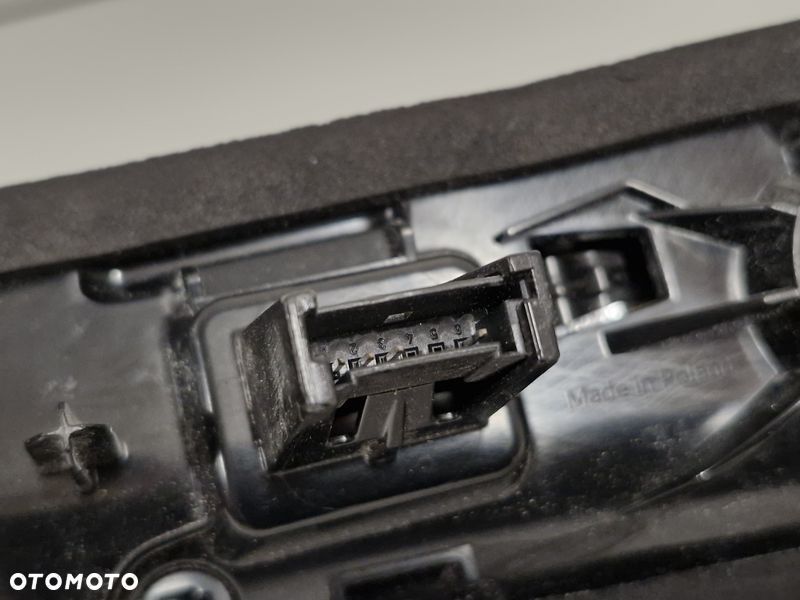 BMW X1 U11 LAMPA LEWY TYŁ TYLNA W KLAPĘ - 8