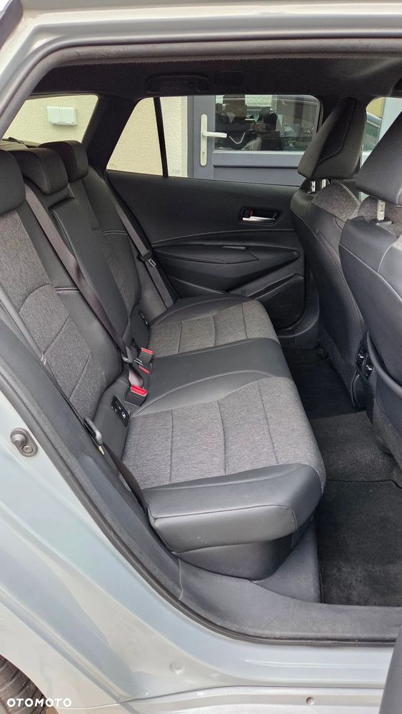 Toyota Corolla 1.8 Hybrid Executive - 25