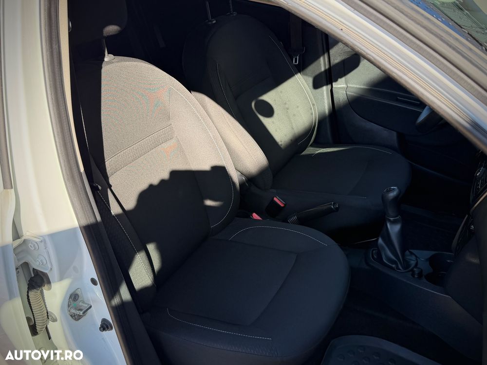 Dacia Logan - 16