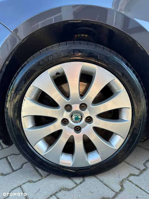 Skoda Superb - 8