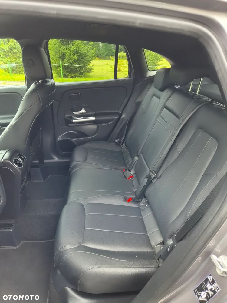Mercedes-Benz GLA 220 d 4-Matic - 23
