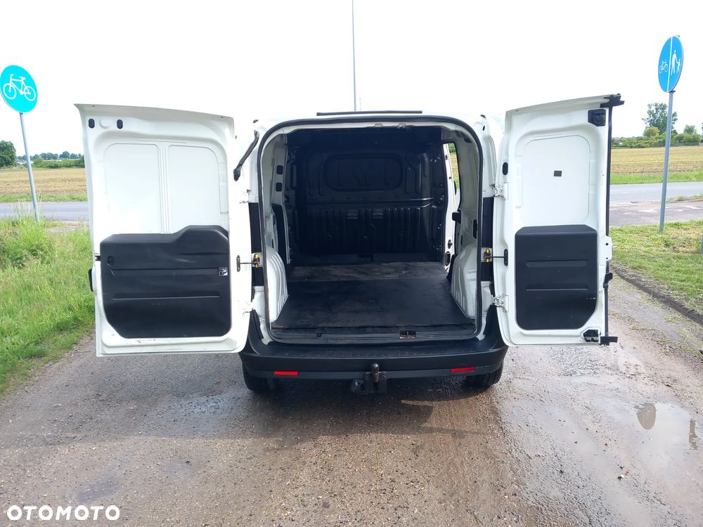 Opel Combo - 19