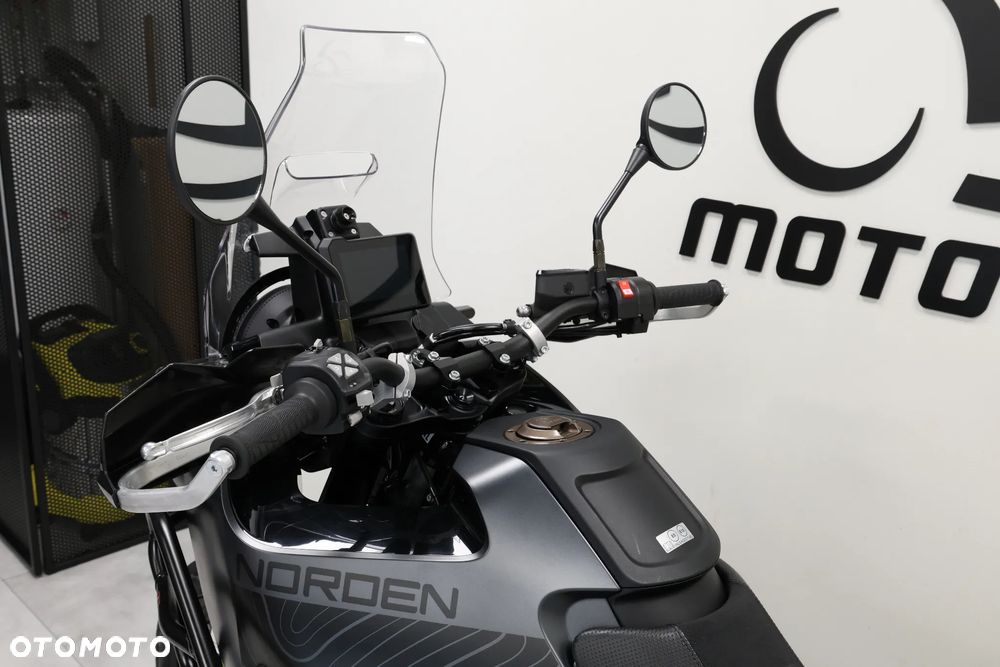 Husqvarna Norden - 15