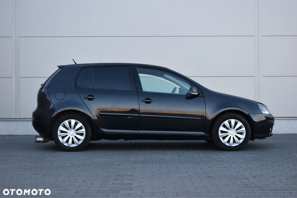 Volkswagen Golf - 21