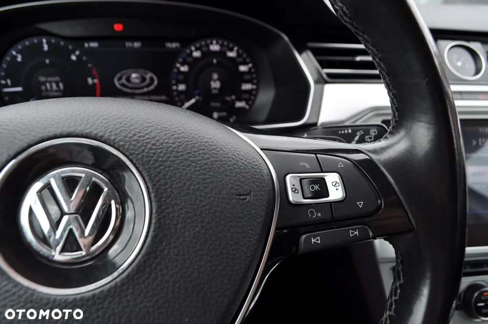 Volkswagen Passat 2.0 TDI BMT Comfortline DSG - 31