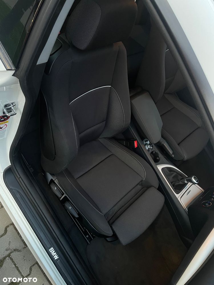 BMW Seria 1 - 29