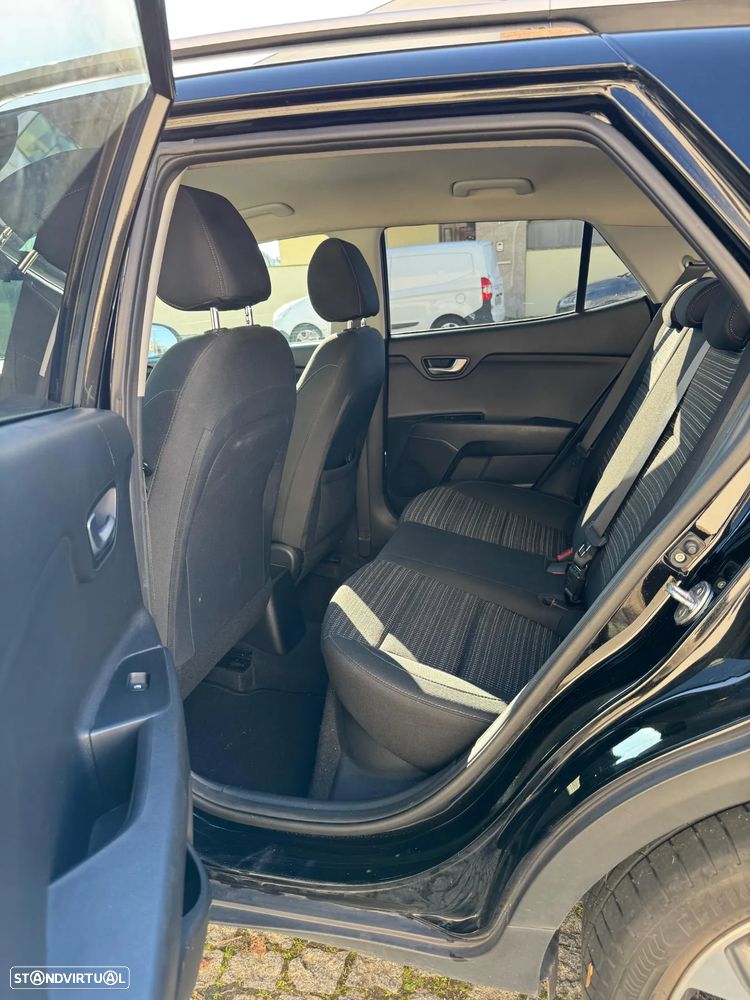 Kia Stonic 1.0 T-GDI Urban - 9