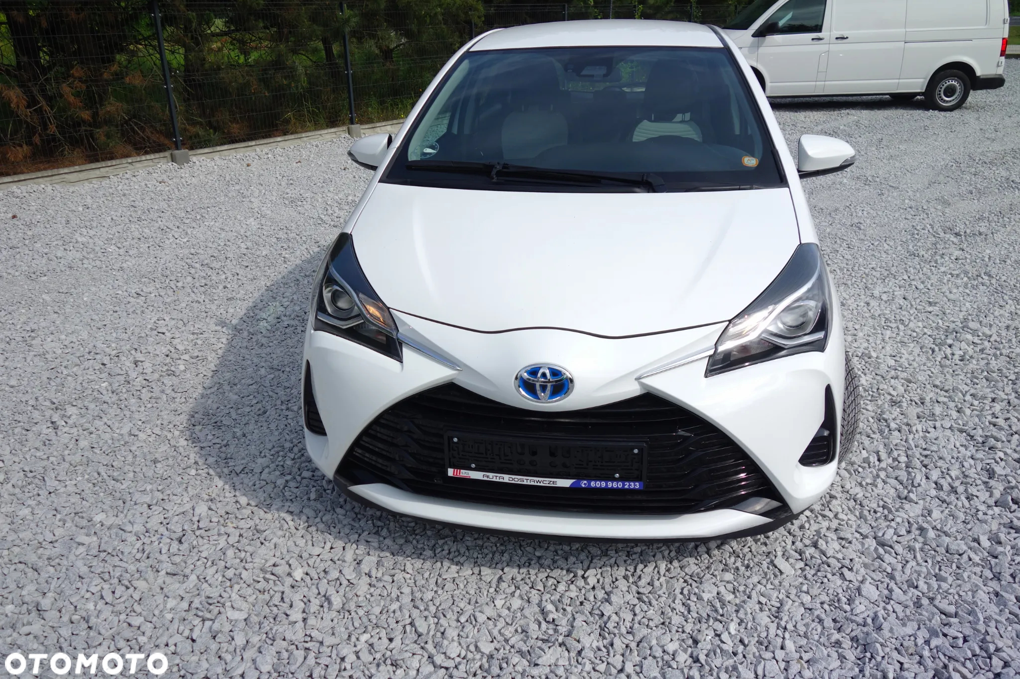 Toyota Yaris - 12