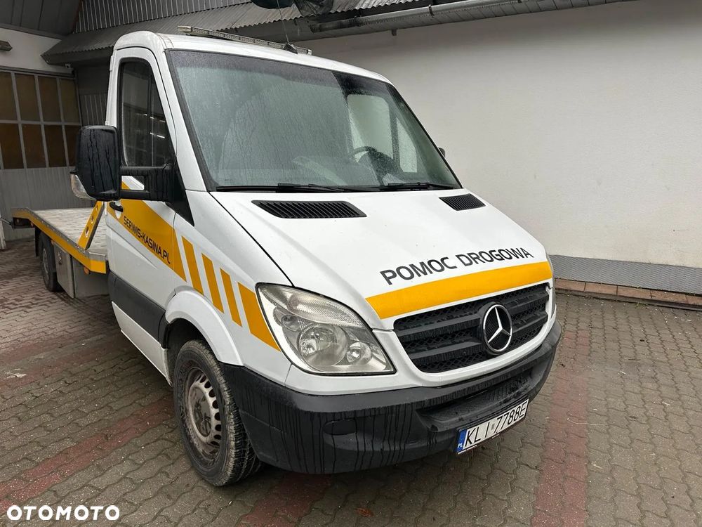 Mercedes-Benz Sprinter - 21