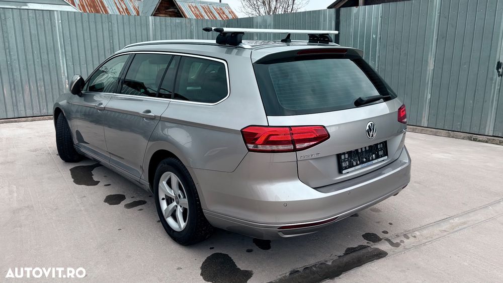 Volkswagen Passat - 5
