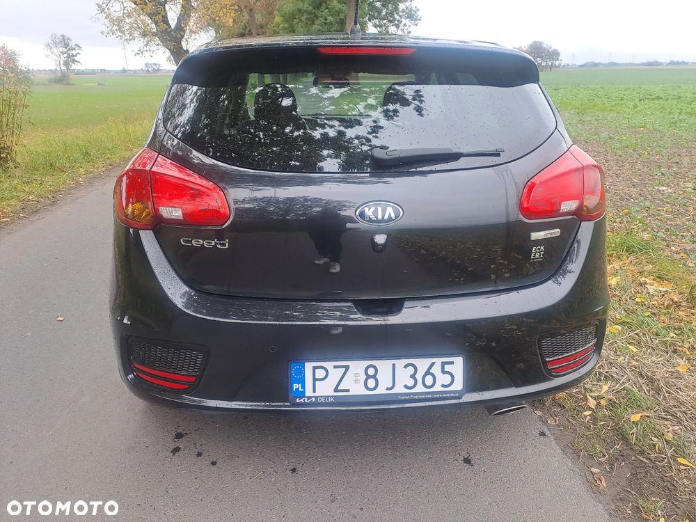 Kia Ceed 1.0 T-GDI 100 ISG Dream Team Edition - 6