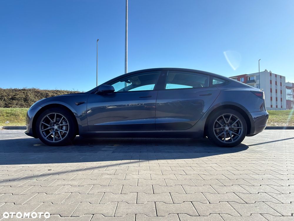 Tesla Model 3 Standard Range Plus - 6