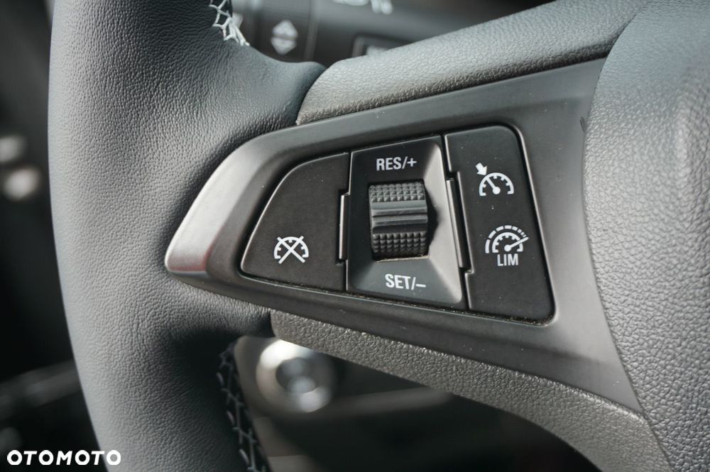 Opel Zafira 1.4 Turbo Innovation - 11