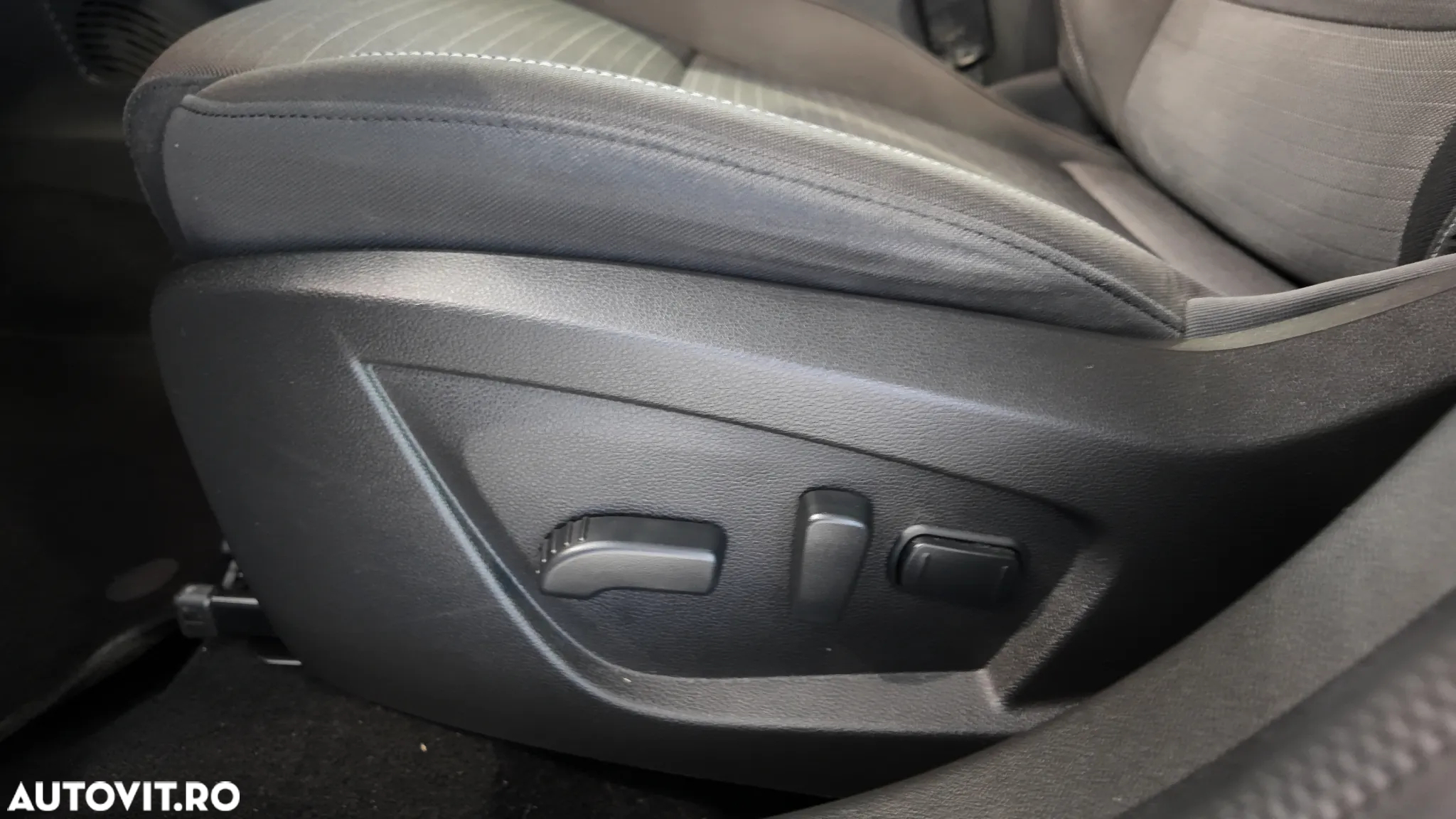 Renault Arkana E-TECH Hybrid 145 Techno - 11