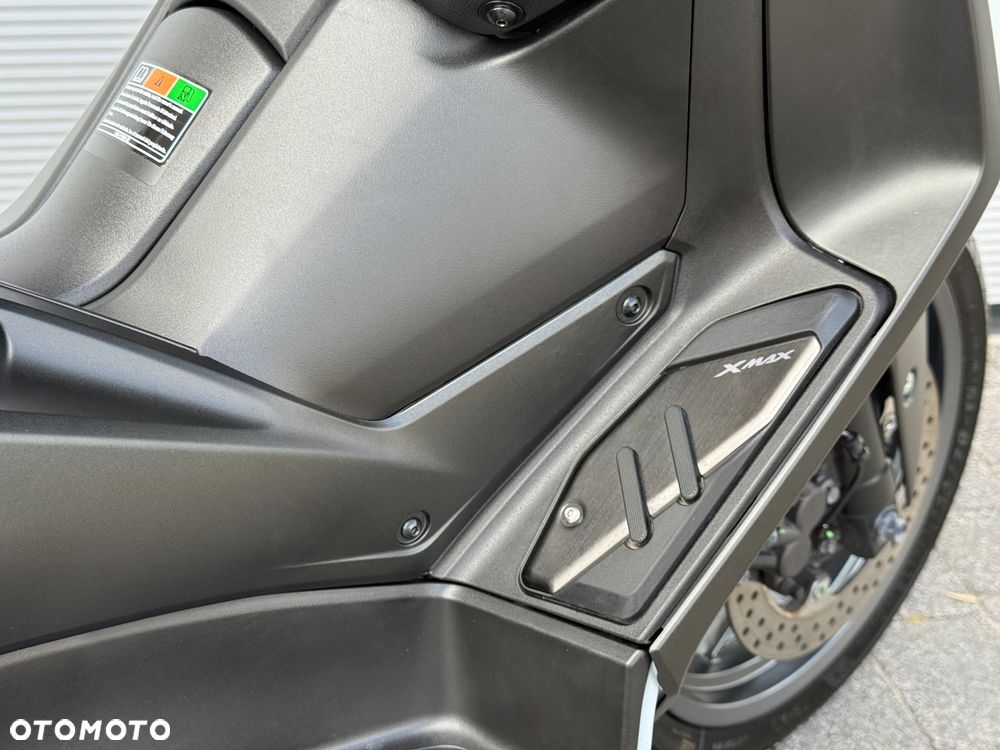 Yamaha X-max - 22