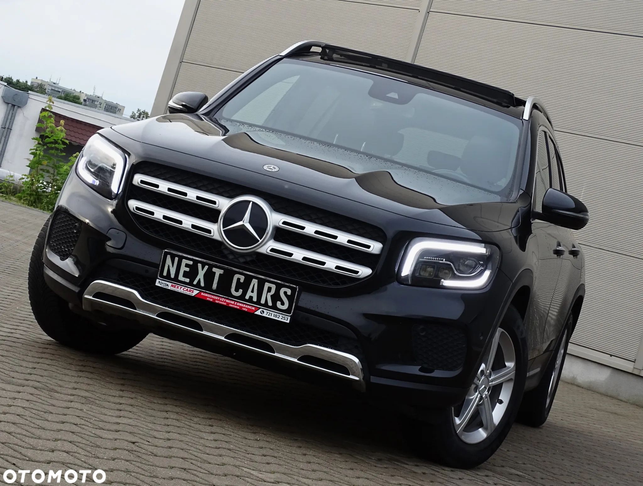 Mercedes-Benz GLB - 1