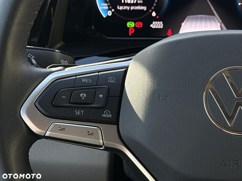 Volkswagen Multivan - 18