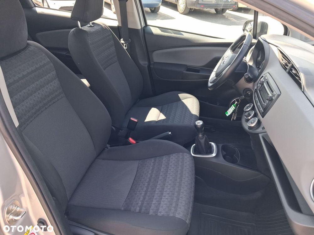 Toyota Yaris - 16