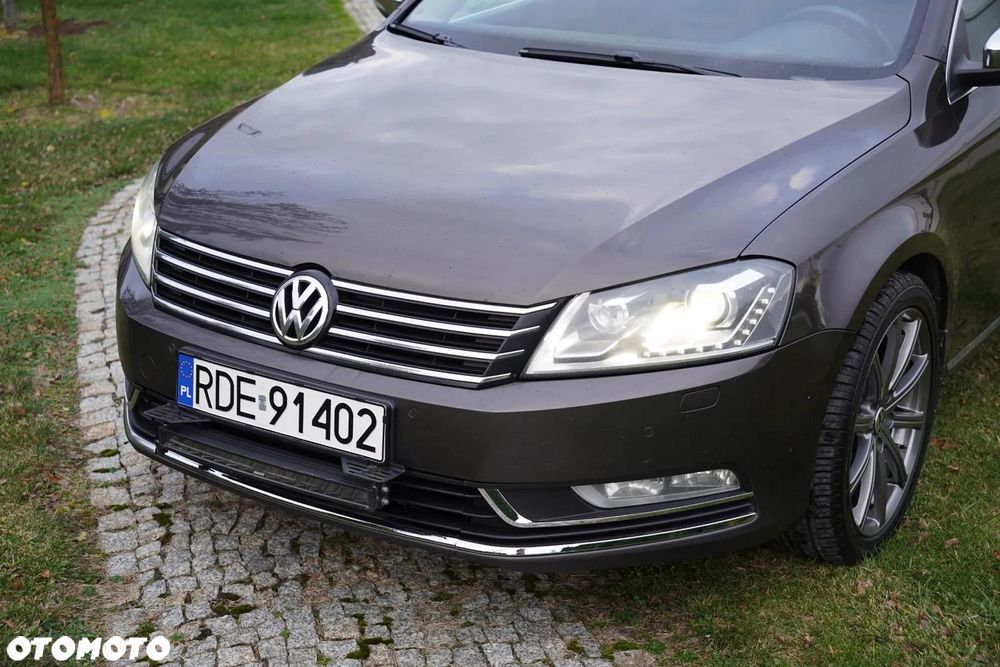 Volkswagen Passat 2.0 TDI BlueMotion Technology Highline - 21