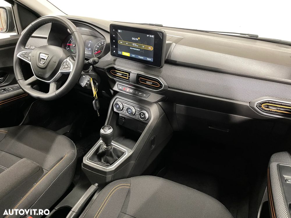 Dacia Sandero Stepway TCe 90 MT6 Comfort - 8