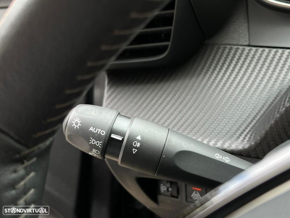 Peugeot 208 1.2 PureTech Active - 15