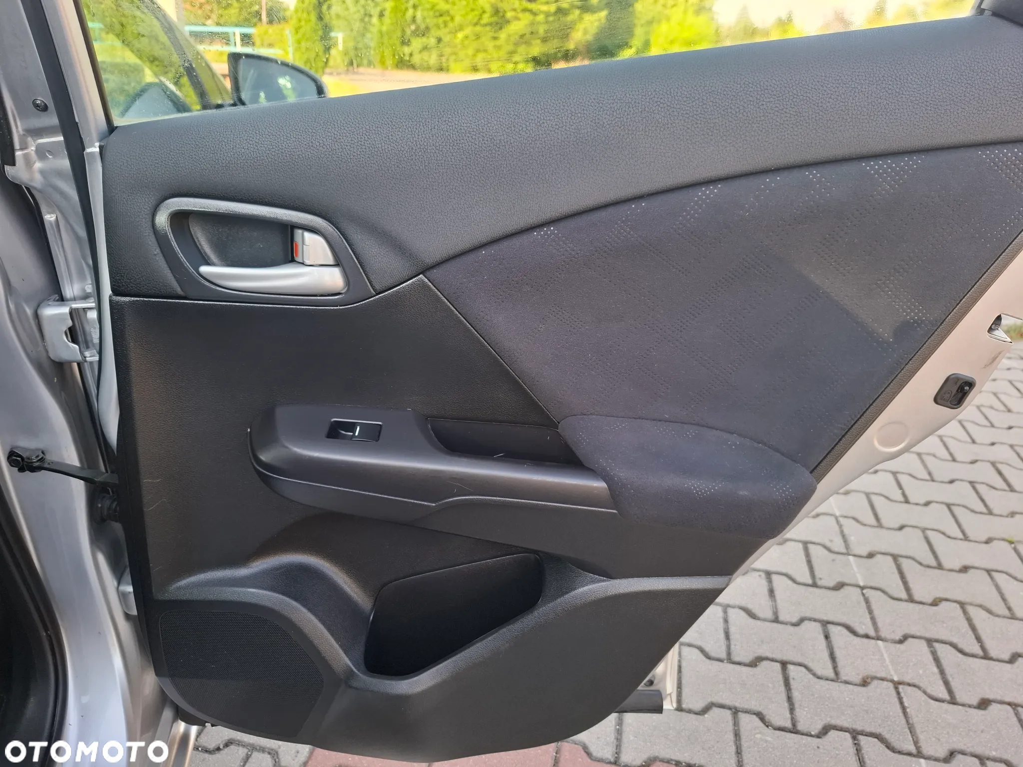 Honda Civic 1.6 i-DTEC Executive Navi - 20