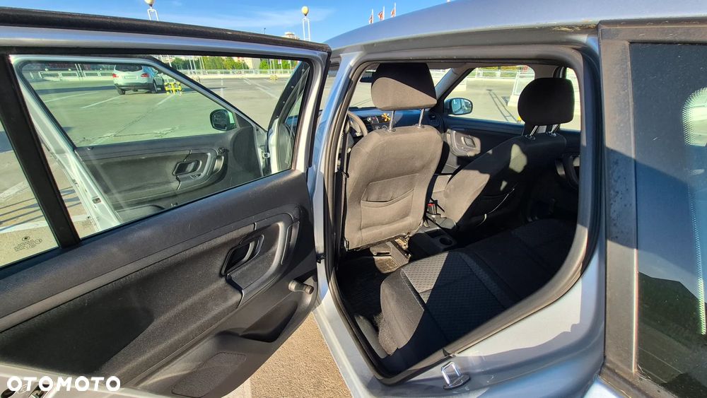 Skoda Fabia - 13