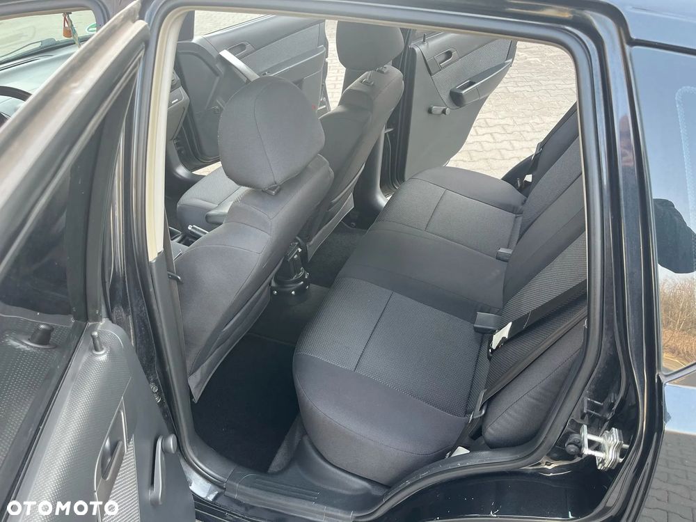 Chevrolet Aveo 1.2 - 12