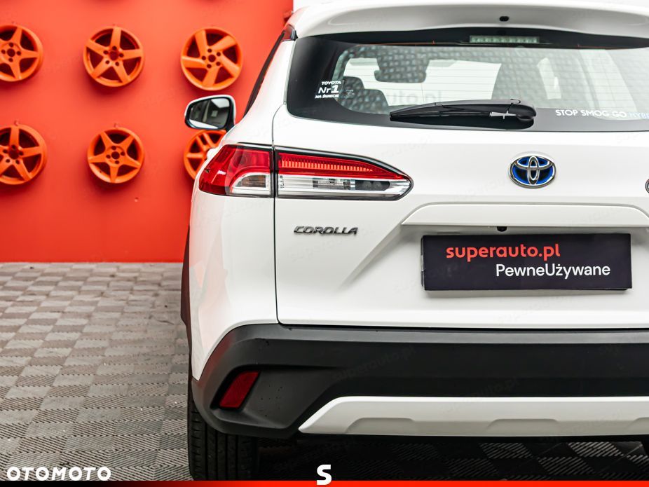 Toyota Corolla Cross 2.0 Hybrid Comfort - 24