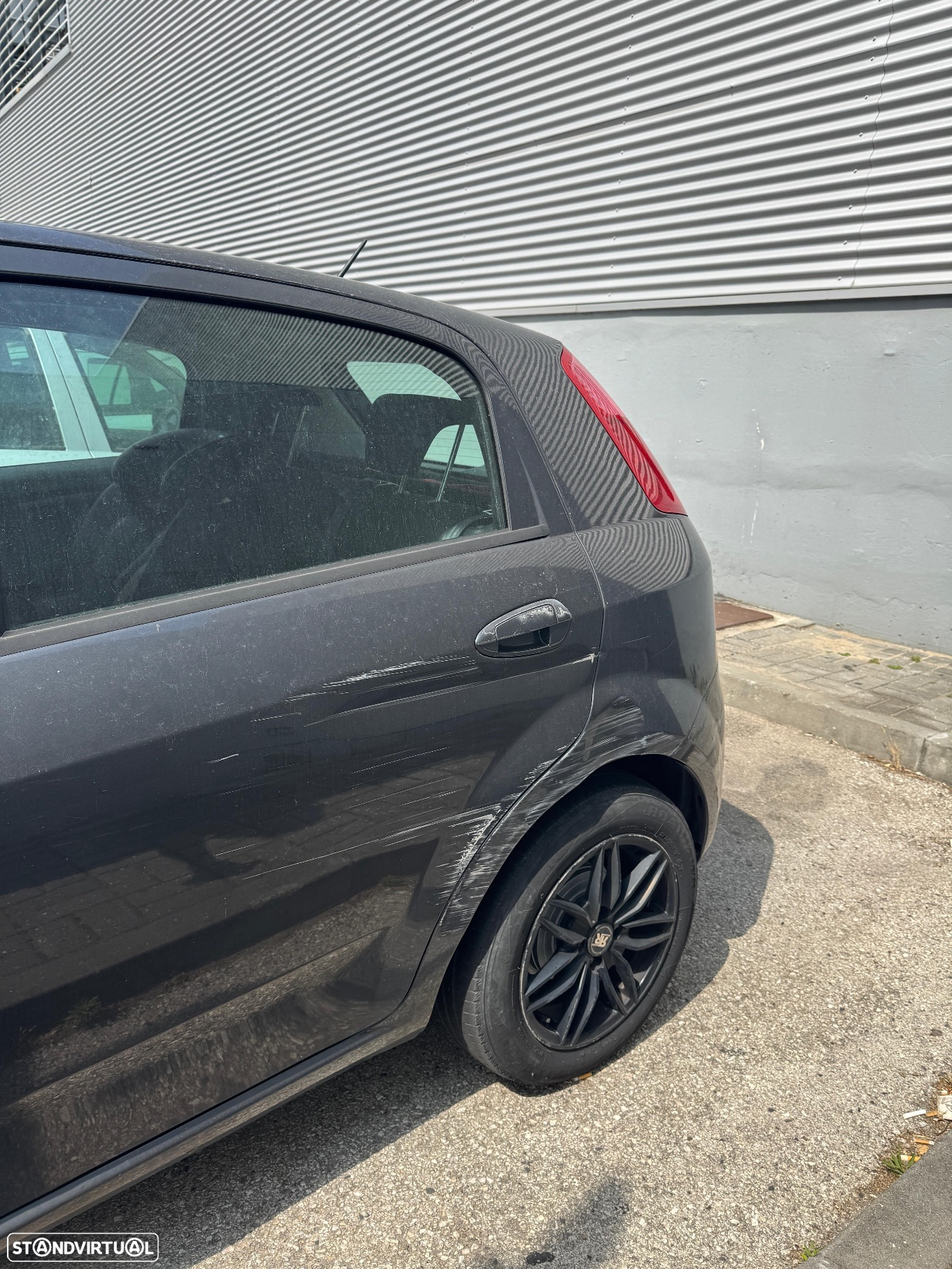 Fiat Grande Punto - 4